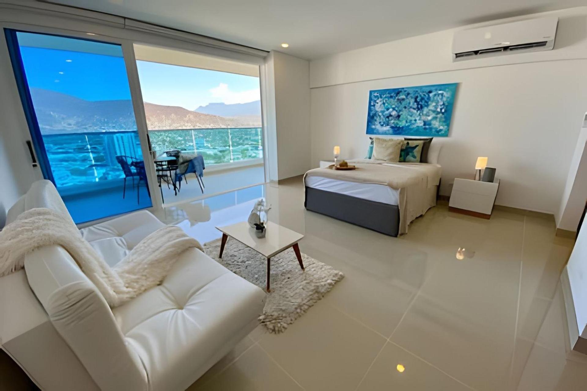 Apartamentos Reserva Del Mar - Frente Al Mar By Soho ซันตามาร์ตา ภายนอก รูปภาพ